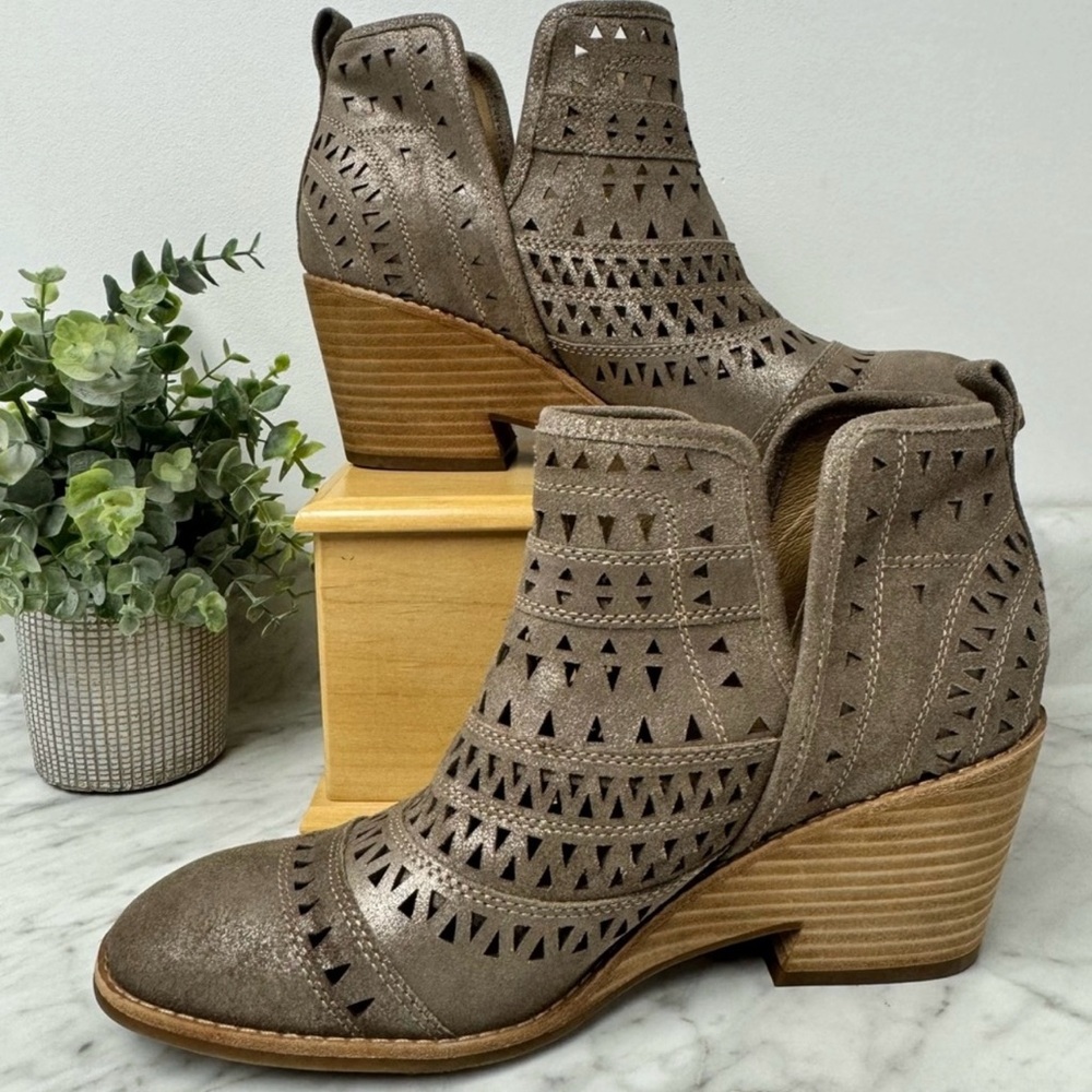 Sofft Sallie Leather Ankle Boot - Size 10 M